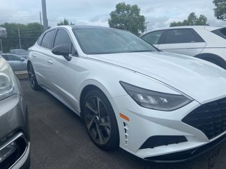 Used 2022 Hyundai Sonata SEL Plus image 1