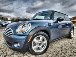 Used 2010 MINI Cooper Hardtop image 1