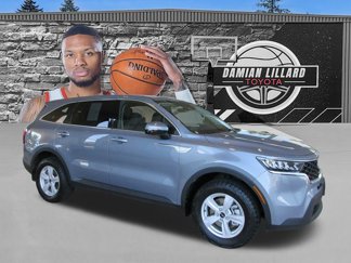 Used 2022 Kia Sorento LX image 1