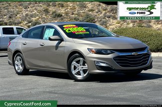 Used 2022 Chevrolet Malibu LT image 1