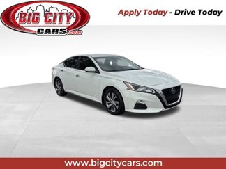 Used 2019 Nissan Altima 2.5 S image 1