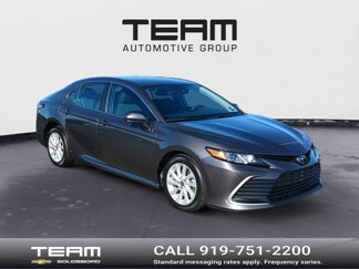 Used 2022 Toyota Camry LE image 1
