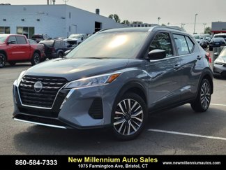Used 2022 Nissan Kicks SV video 1