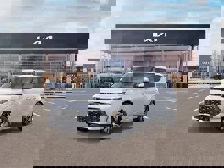 New 2025 Kia Soul GT-Line image 1