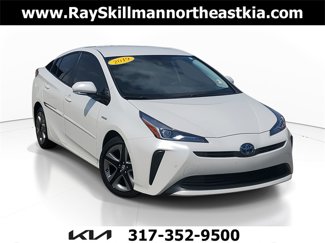 Used 2019 Toyota Prius XLE image 1