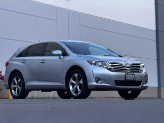 Used 2010 Toyota Venza AWD image 1