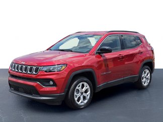 New 2025 Jeep Compass Latitude image 1