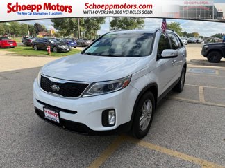 Used 2015 Kia Sorento LX image 1