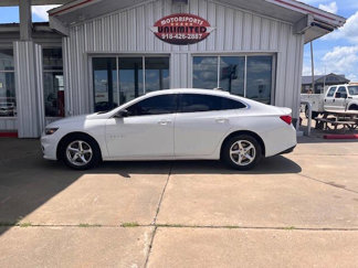 Used 2018 Chevrolet Malibu LS image 1