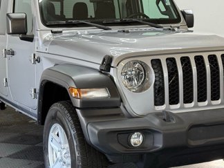 Used 2020 Jeep Gladiator Sport w/ Quick Order Package 24S video 2