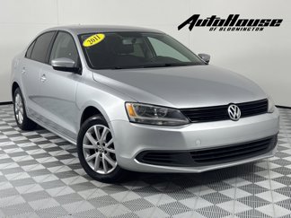 Used 2011 Volkswagen Jetta SE image 1