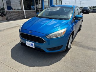 Used 2015 Ford Focus SE image 1