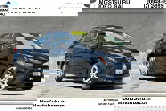 Used 2022 Toyota Corolla LE image 1