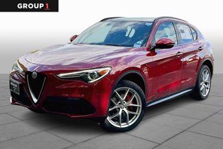 Used 2018 Alfa Romeo Stelvio Ti Sport image 1