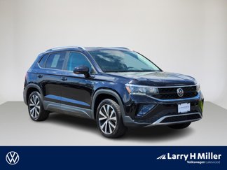Used 2022 Volkswagen Taos SE image 1