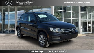 Used 2017 Volkswagen Tiguan S image 1
