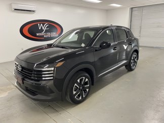 New 2025 Nissan Kicks SV image 1