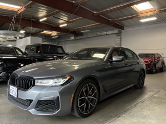 Used 2022 BMW 540i w/ M Sport Package image 1