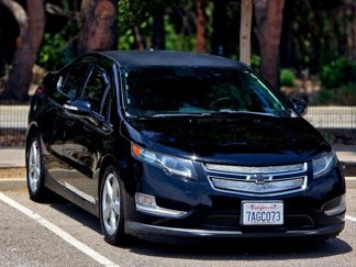 Used 2013 Chevrolet Volt Premium w/ Premium Trim Package image 1