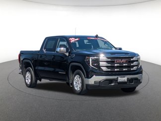 Used 2024 GMC Sierra 1500 SLE w/ Preferred Package image 1