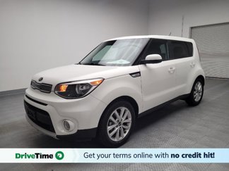 Used 2019 Kia Soul + image 1