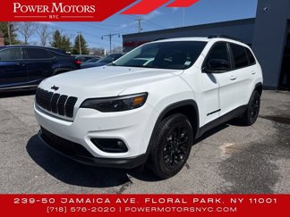 Used 2023 Jeep Cherokee Altitude Lux image 1