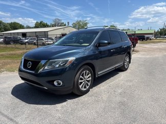 Used 2015 Nissan Pathfinder SL image 1