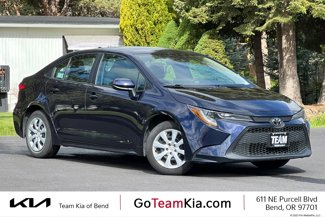Used 2021 Toyota Corolla LE image 1