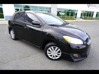 Used 2010 Toyota Matrix image 1
