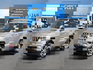 Used 2014 Jeep Grand Cherokee Laredo w/ 18" Wheel & 8.4" Radio Group image 1