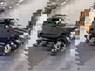 Used 2011 Ford Escape Limited image 1