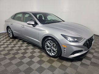 Used 2023 Hyundai Sonata SEL image 1