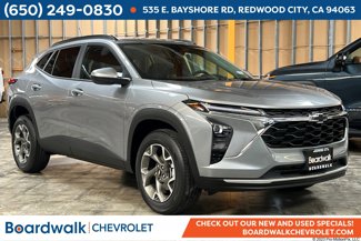 New 2025 Chevrolet Trax LT w/ Driver Confidence Package image 1