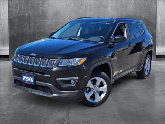 Used 2017 Jeep Compass Latitude image 1