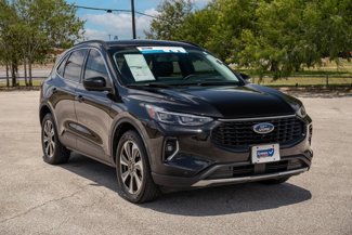 Used 2023 Ford Escape Platinum w/ Premium Technology Package image 1