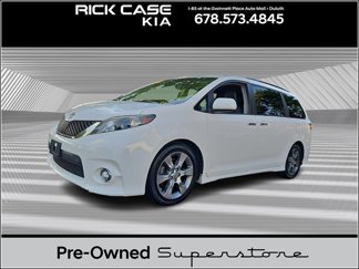 Used 2014 Toyota Sienna SE image 1