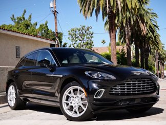 Used 2021 Aston Martin DBX image 1