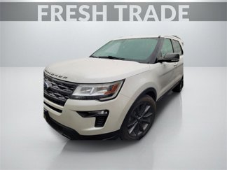 Used 2018 Ford Explorer XLT w/ Equipment Group 202A image 1