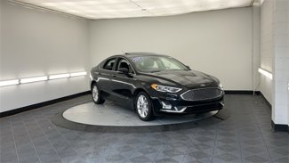 Used 2019 Ford Fusion Energi Titanium image 1
