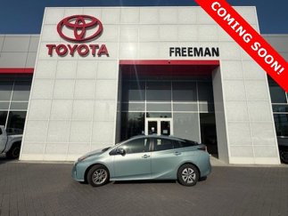 Used 2017 Toyota Prius Two image 1