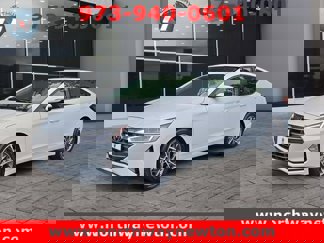Used 2020 Hyundai Elantra Limited w/ Cargo Package (C1) image 1