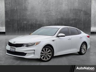 Used 2018 Kia Optima LX w/ 17" Alloy Wheels Package image 1