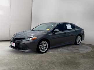 Used 2018 Toyota Camry SE image 1