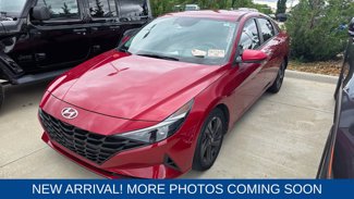 Used 2021 Hyundai Elantra SEL video 1