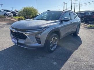 New 2025 Chevrolet Trax LT w/ Driver Confidence Package image 1