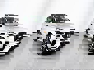 Certified 2025 Volvo XC60 B5 Plus image 1