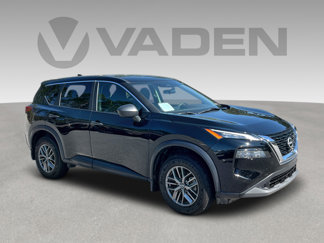 Used 2023 Nissan Rogue S image 1