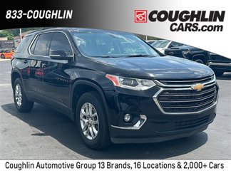 Used 2021 Chevrolet Traverse LT image 1