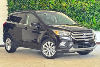 Used 2019 Ford Escape SEL image 1