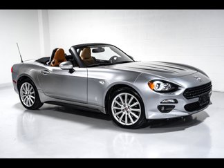 Used 2017 FIAT 124 Spider Lusso image 1